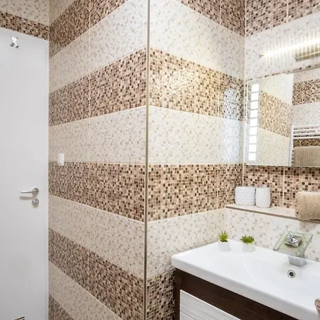 Myflat Club 218 Golden Wellness דירה