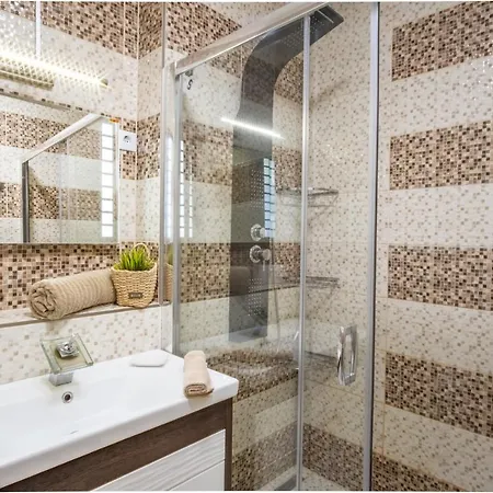 Myflat Club 218 Golden Wellness Apartman