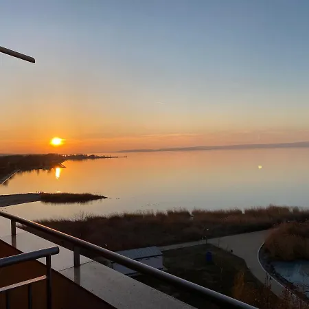 Myflat Club 218 Golden Wellness *