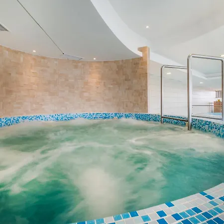 Myflat Club 218 Golden Wellness דירה