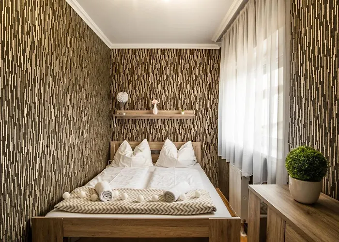 Myflat Club 218 Golden Wellness